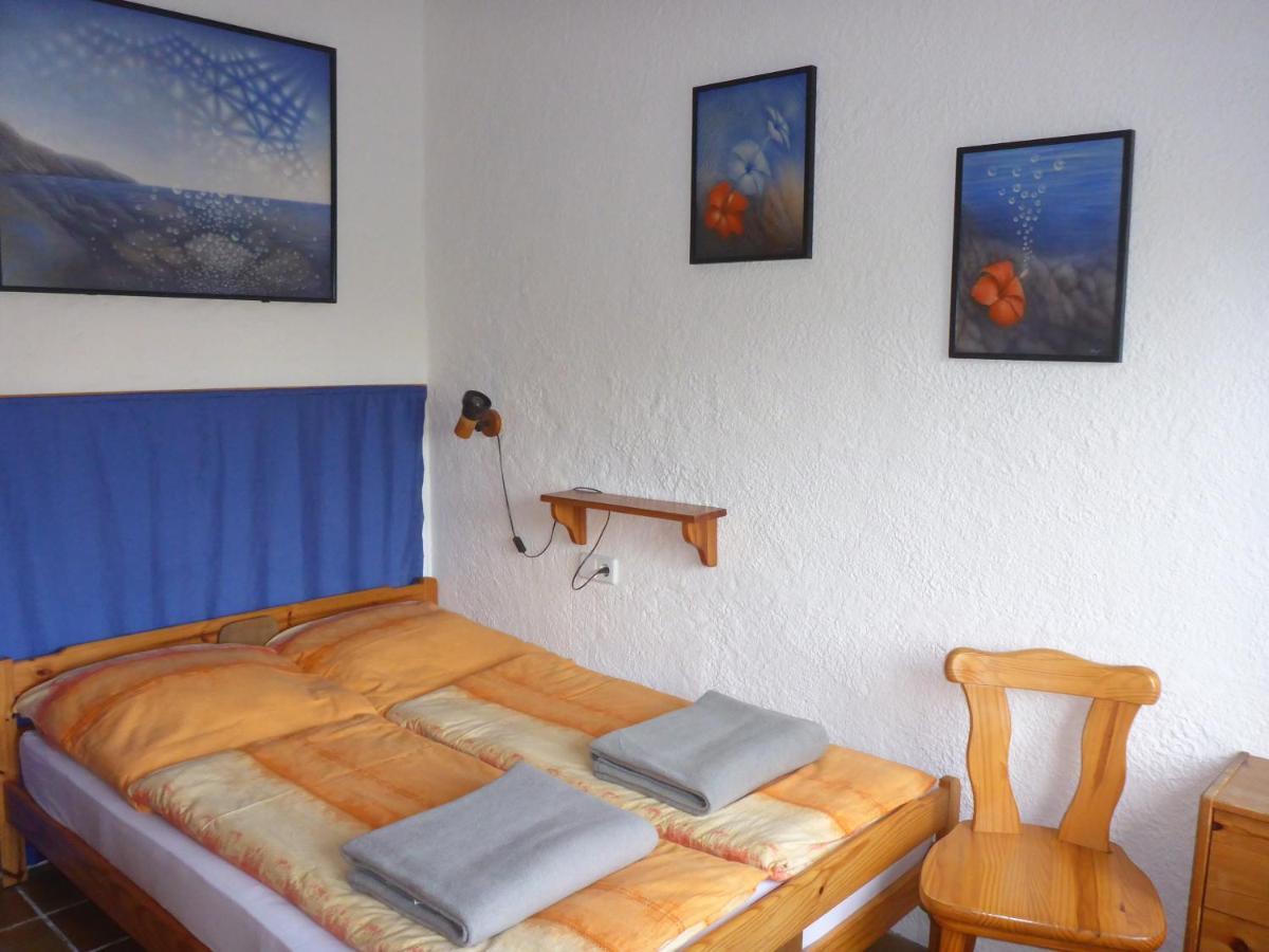 Apartment Hibiscus Cadaques Bagian luar foto